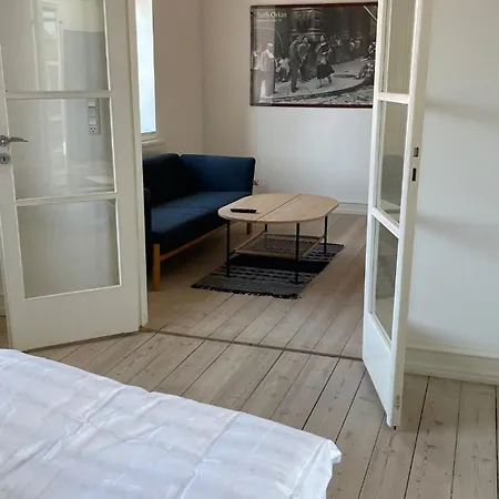 Entire Multi-room In Patrician * Slagelse