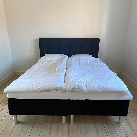 Entire Multi-room In Patrician Διαμέρισμα